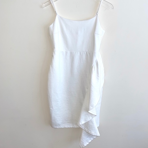 LULU’S White Ruffle BodyCon Cocktail Party Dress M - Picture 4 of 8